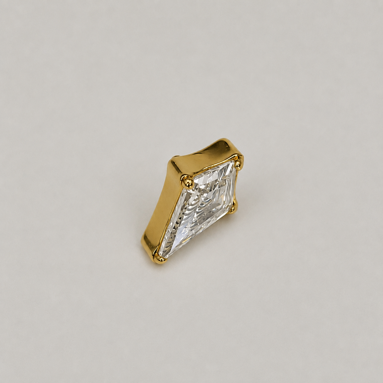 Gold Titanium Kite CZ Labret