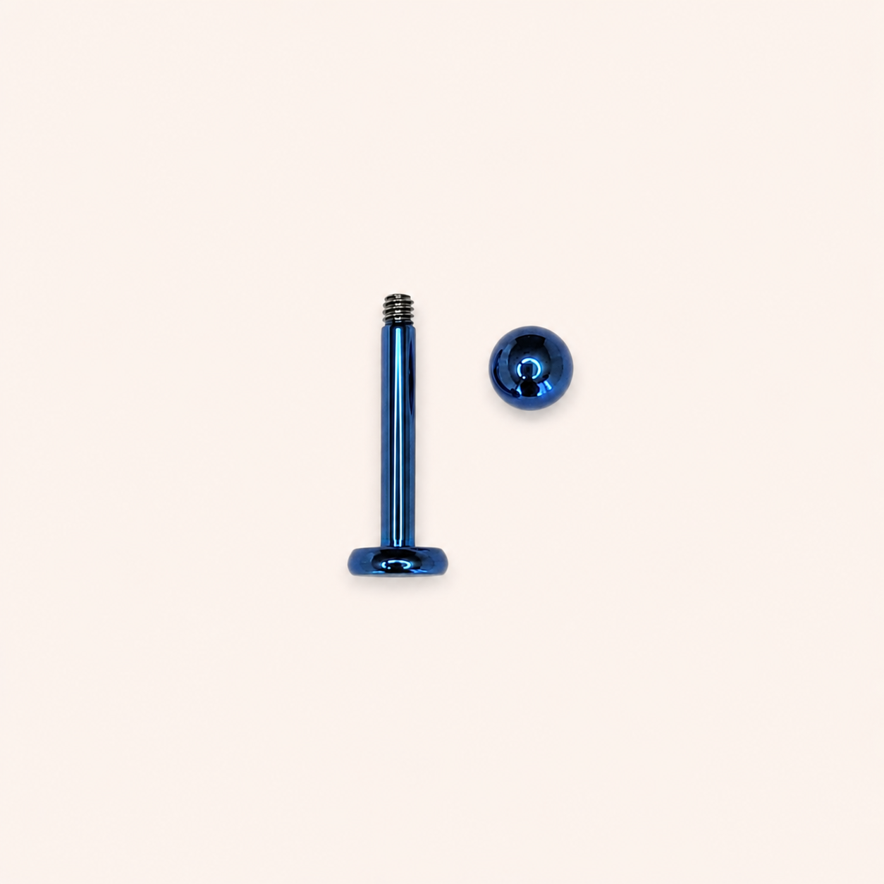 Medium Blue Titanium 3 mm Ball Labret